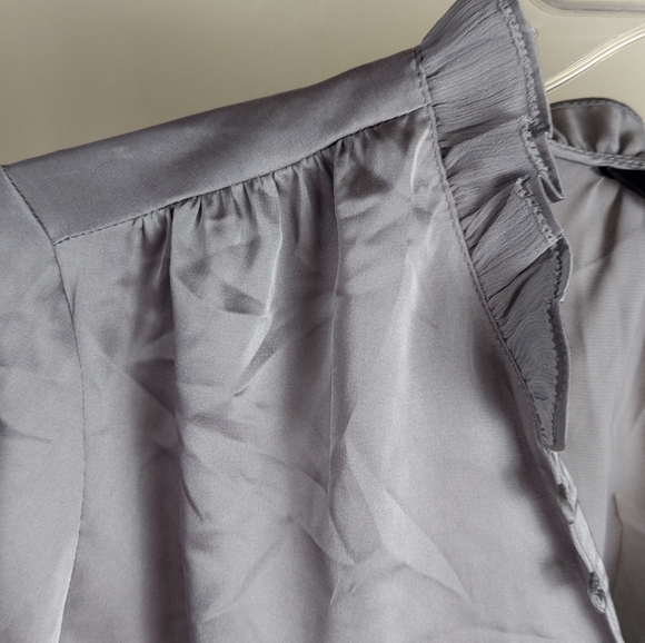 Size 2 Button Down Blouse WHBM - Picture 3 of 16